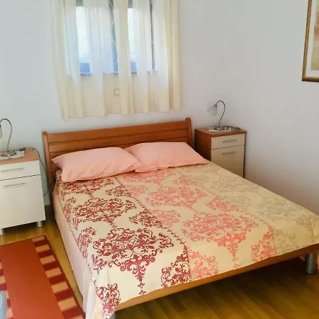 Apartment Stoja *